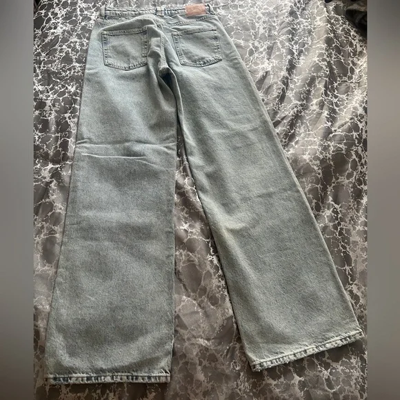 Zara mid rise straight jean - Picture 2 of 3